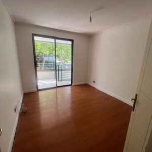 Arriendo espectacular duplex  con patio y piscina privada, Vitacura full